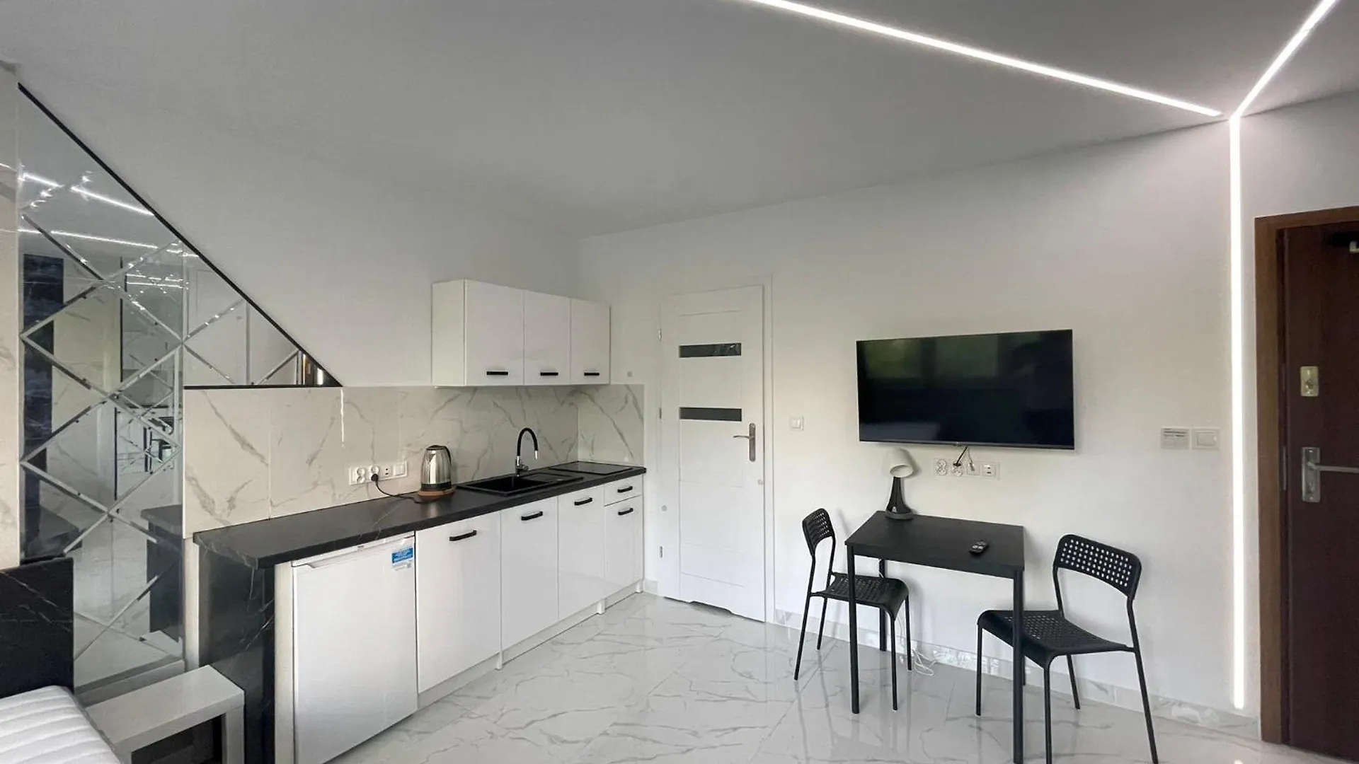 Apartment Yourapart Karmelicka Z Jacuzzi Warsaw