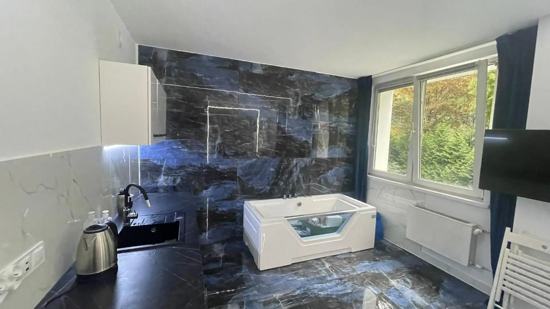 Yourapart Karmelicka Z Jacuzzi Βαρσοβία Διαμέρισμα