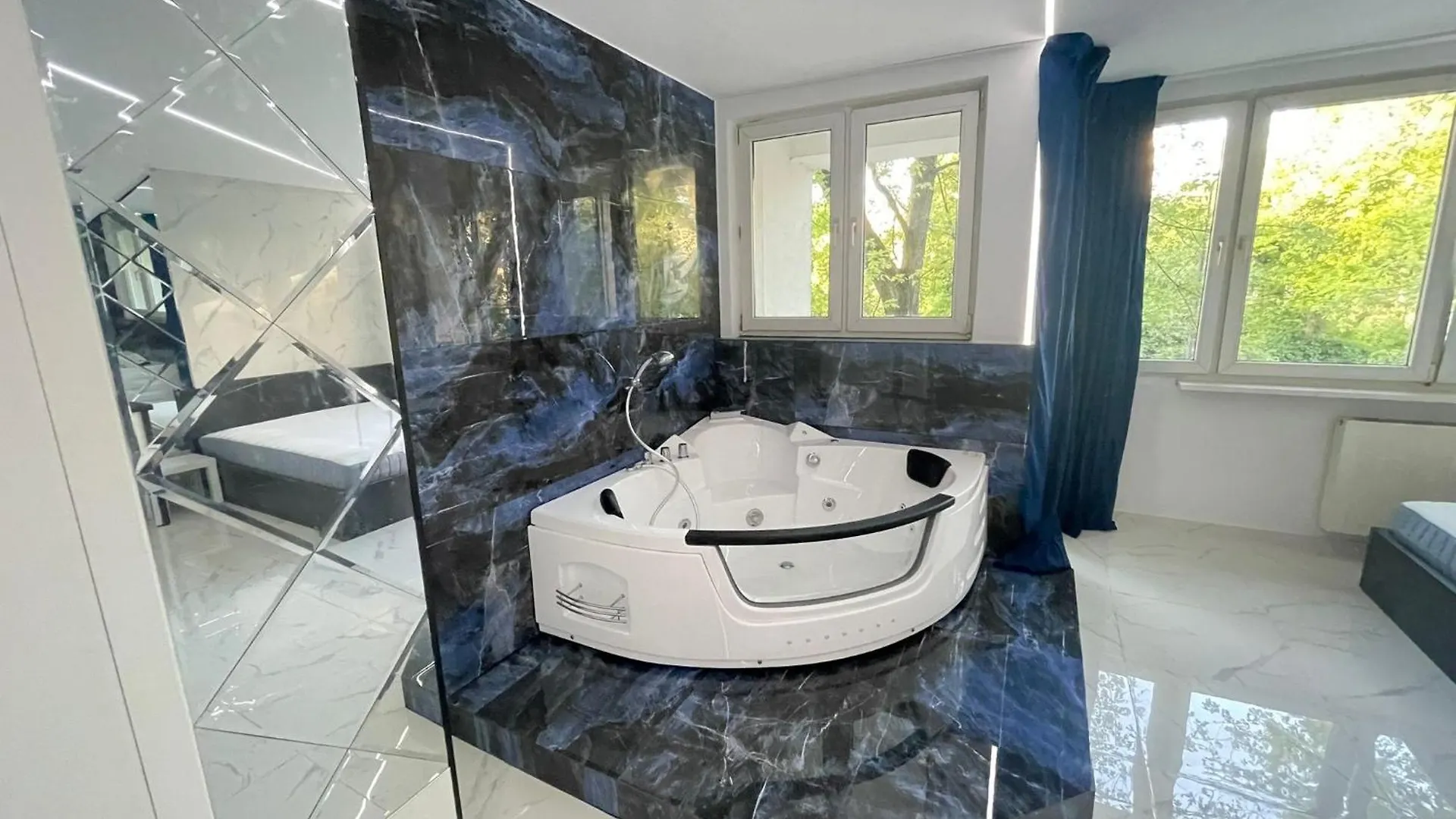 Διαμέρισμα Yourapart Karmelicka Z Jacuzzi Βαρσοβία Πολωνία