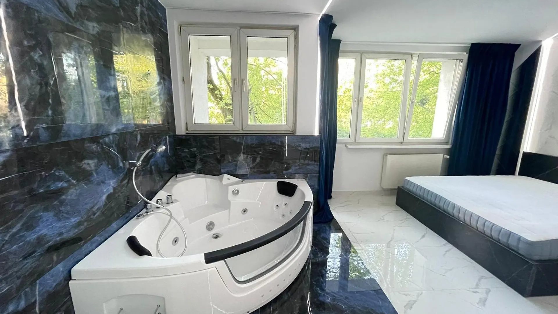 Διαμέρισμα Yourapart Karmelicka Z Jacuzzi Βαρσοβία