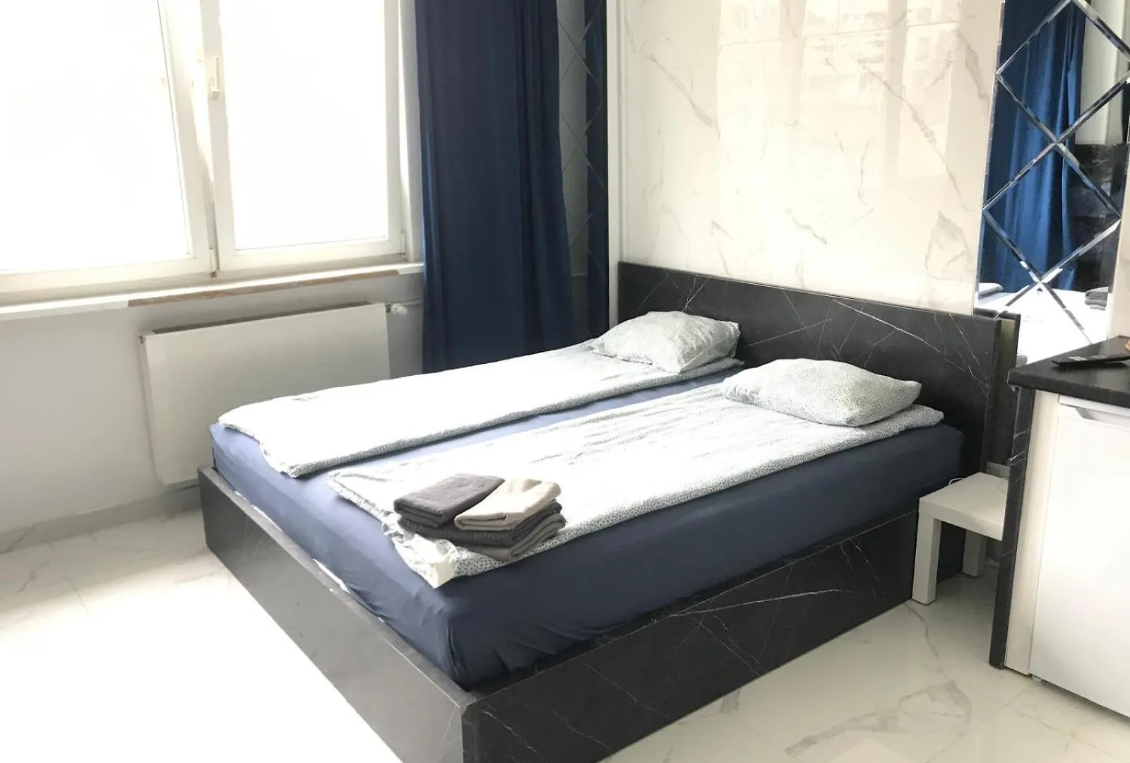 Yourapart Karmelicka Z Jacuzzi Βαρσοβία